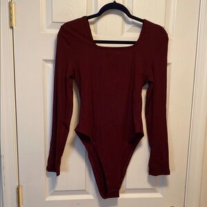 Yyibsones Burgundy Long Sleeve Bodysuit…size L